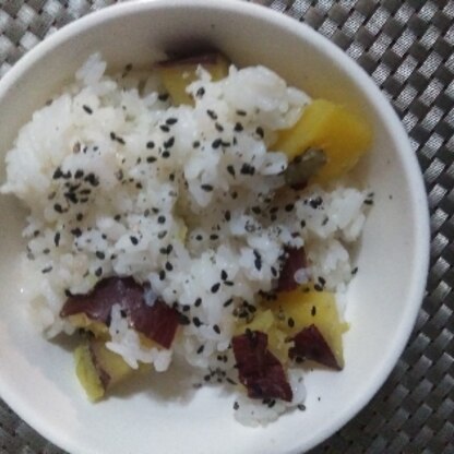 mimiちゃん
白米で代用～
お芋がふっくらして
美味しかったです(@_@)
